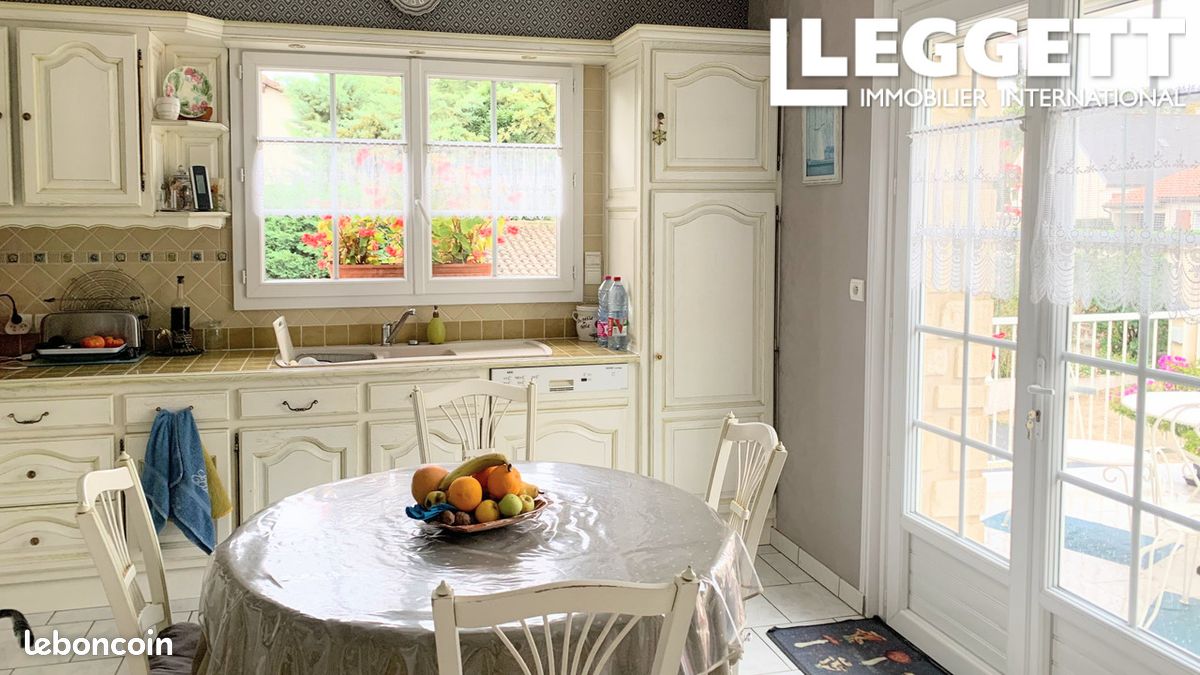 Maison 5 pièces 120 m² - Vouneuil-sous-Biard 86580 (image principale 3)