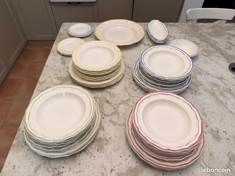 Set pour 12 personnes Gien en faïence (image 1)