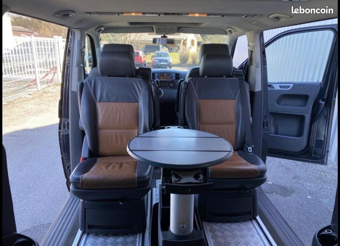 VOLKSWAGEN MULTIVAN T5 2.0 TDI 180CV 4 MOTION PANAMERICANA 198Ch Camera de recul Toit ouvrant Sieges chauffants Garantie 12 mois (image 15)