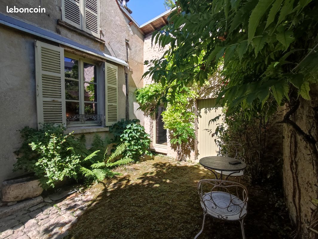 Maison 4 pièces 104 m² · à Épernon · 104 m² · 241 500 €