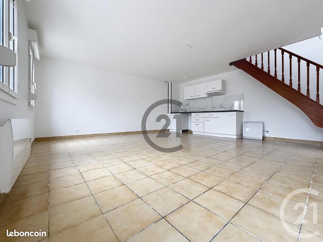 Appartement 2 pièces 58 m² · à Sens · 58 m² · 650 €