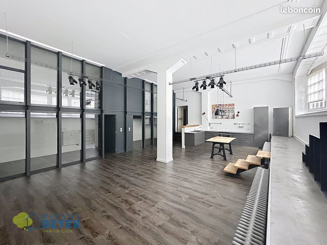 Appartement 3 pièces 107 m² · à Strasbourg · 107 m² · 1 300 €/mois