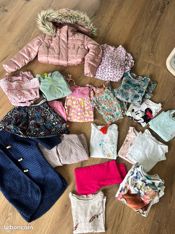 Lot Vêtements Fille 5 Ans - Ensemble Tenue Occasion (très Bon état)