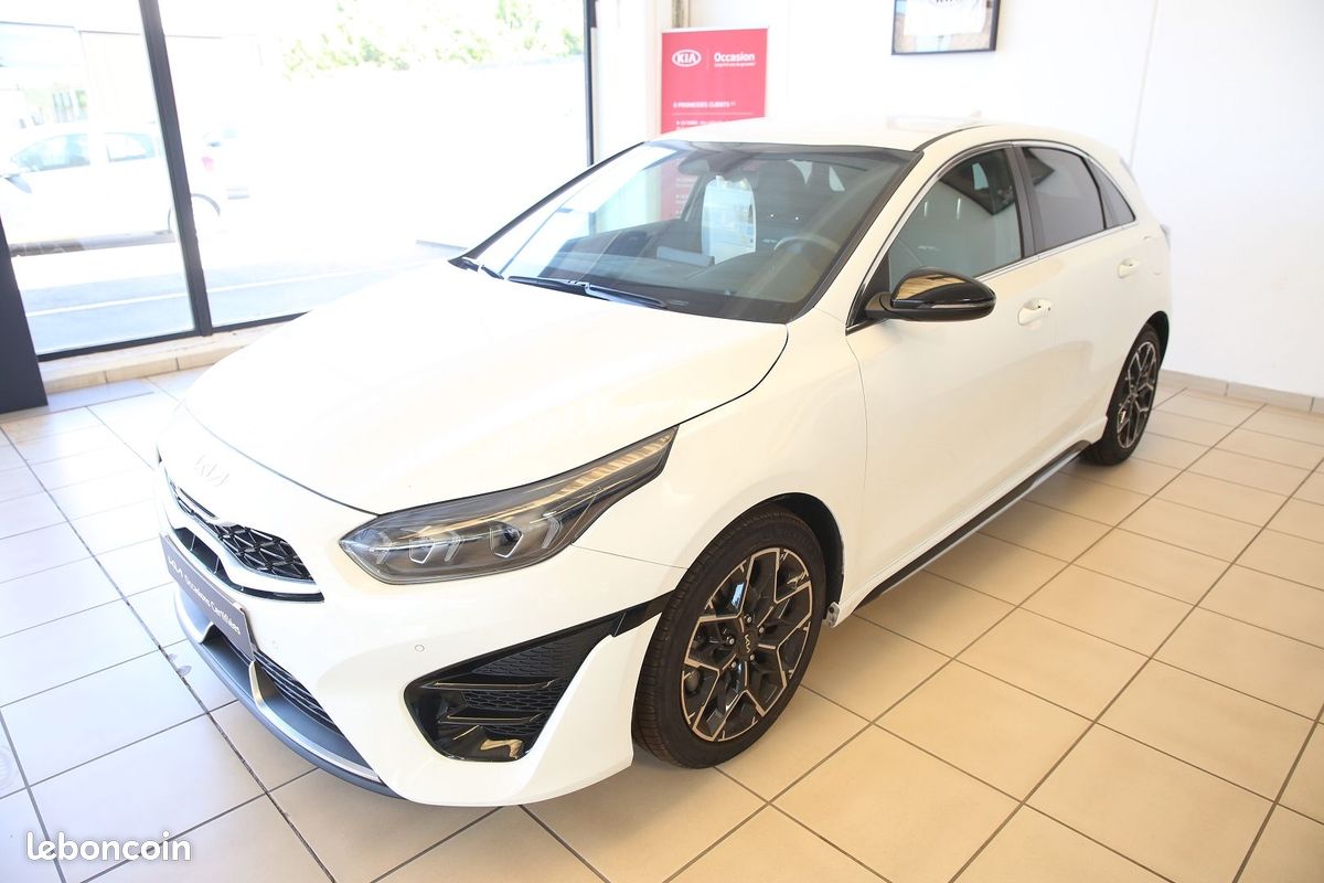 Kia CEED 1.5 T-GDI 140CH GT-LINE DCT7 MY25 (image 19)