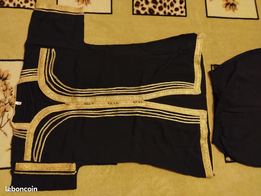 TENUE ORIENTALE NOIR et OR COTON FILLE 8 /10 ANS NEUVE (image 2)
