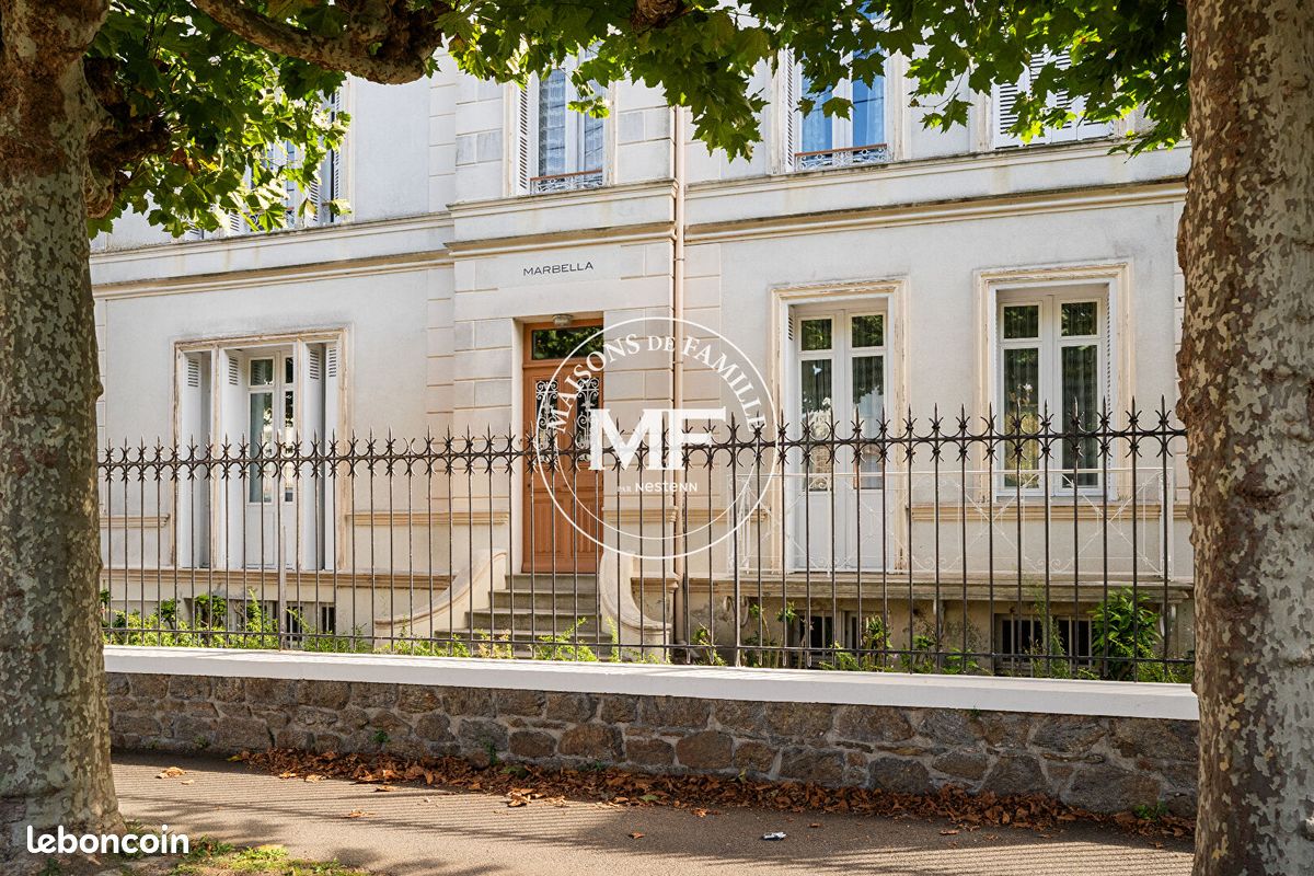 Maison 9 pièces 248 m² · à Saint-Malo · 248 m² · 1 299 520 €