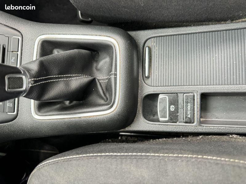 Volkswagen TIGUAN 2.0 TDI 110CH BLUEMOTION TECHNOLOGY FAP CUP (image 14)