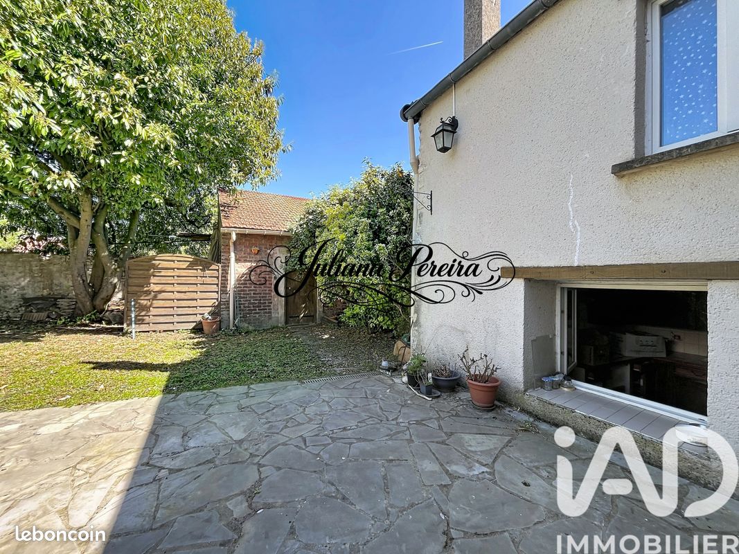 Maison 5 pièces 139 m² · à Mantes-la-Ville · 139 m² · 249 000 €