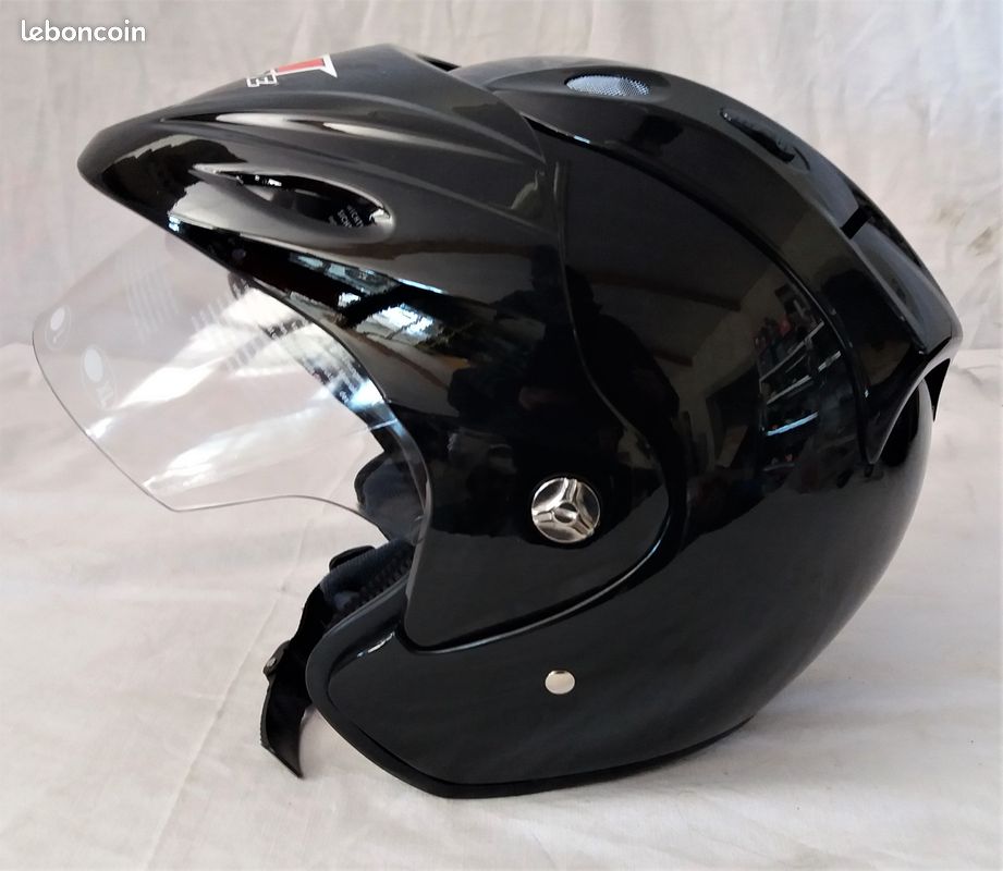 Casque neuf taille m (image 1)