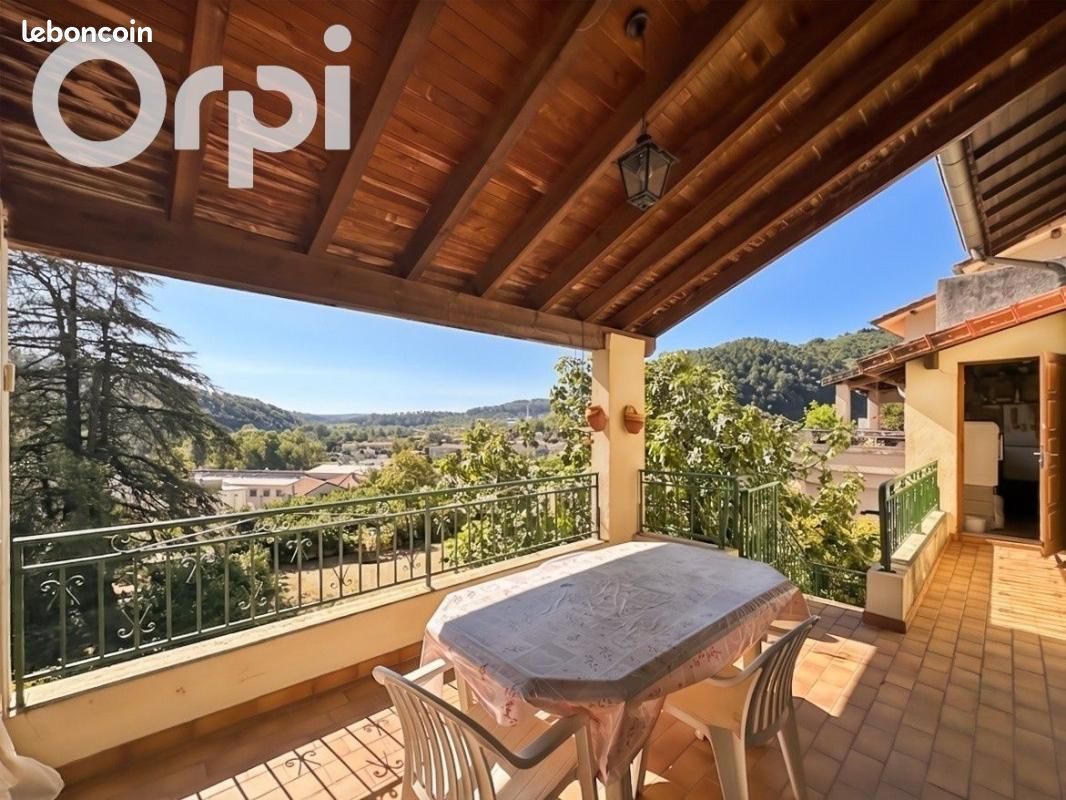 Maison 4 pièces 105 m² · à Vals-les-Bains · 105 m² · 200 000 €