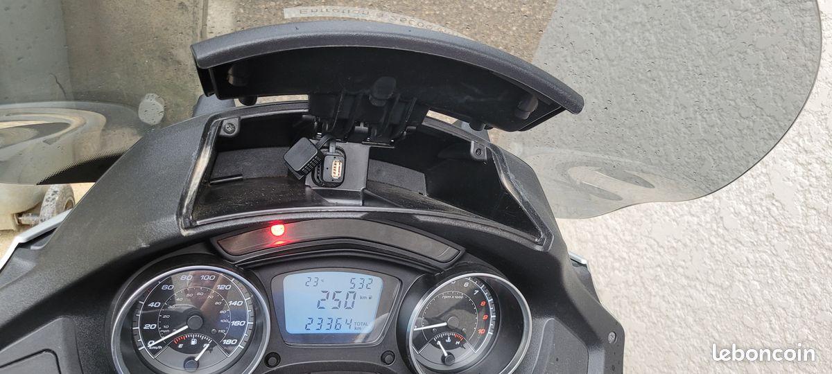 Scooter 3 roues (image 3)