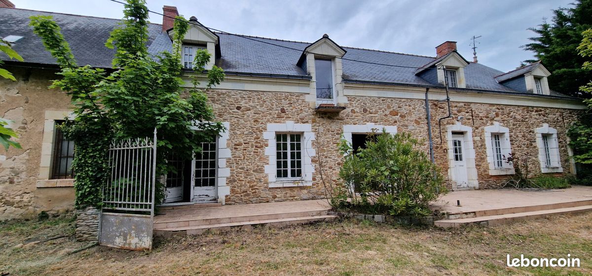 Maison 8 pièces 226 m² · à Seiches-sur-le-Loir · 226 m² · 191 700 €