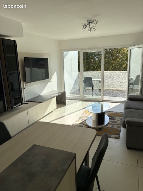 Appartement 2 pièces 44 m² · à Mandelieu-la-Napoule · 44 m² · 1 250 €/mois