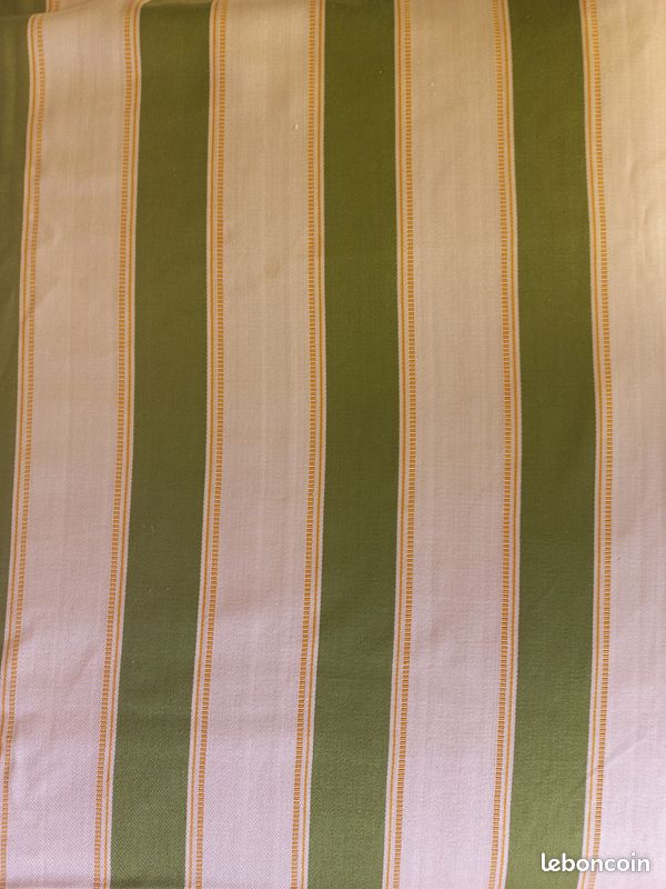Coupon tissus neuf ameublement vert bronze et bis (image 2)