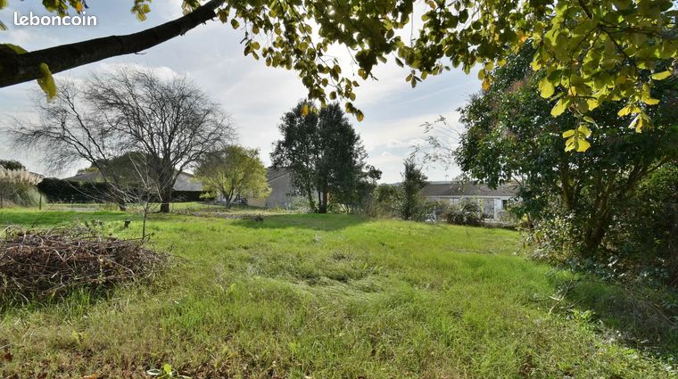 Terrain 670 M2 Viabilisé