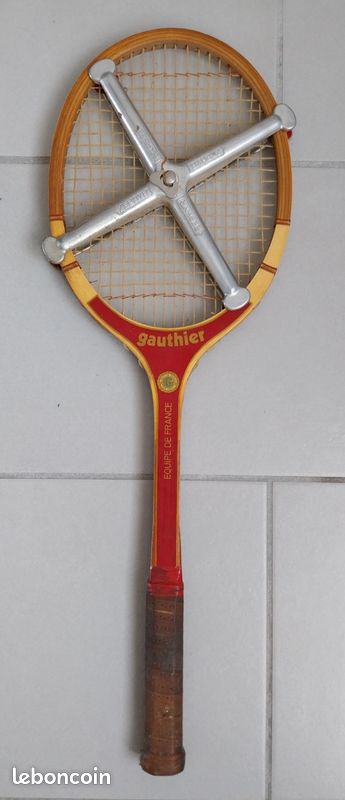 Raquette De Tennis Vintage Davis Imperial Bois Poignée Cuir 4 3/8 - Pour Collection Avec étui