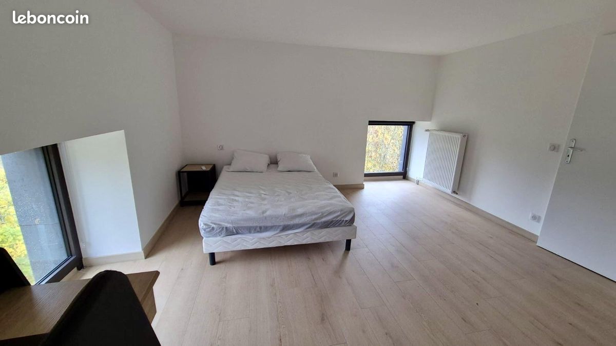 Appartement 28 m² · à Rochefort-Montagne · 28 m² · 391 €