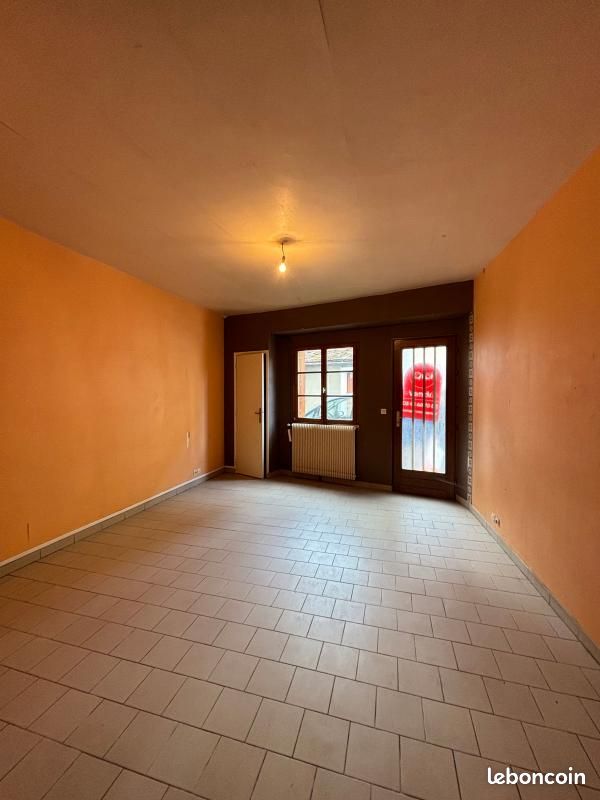 Maison 5 pièces 98 m² - Montmorillon 86500 (image 2)