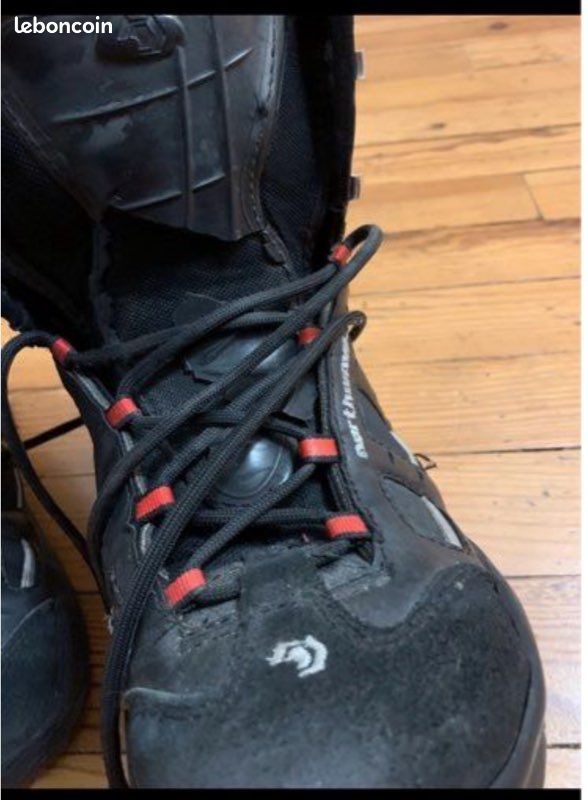 Boots Snow (image 2)