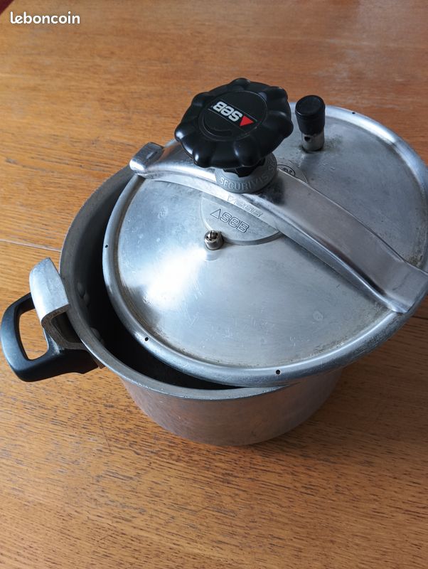 gloire Poussiéreux mosaïque cocotte minute seb 5 litres bloquer En ce qui concer