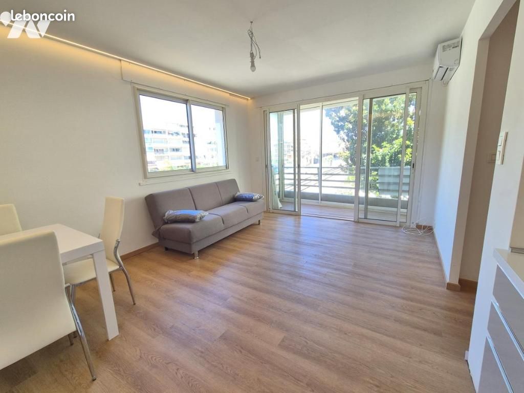 Appartement 1 pièce 39 m² · à Vallauris · 39 m² · 185 000 €