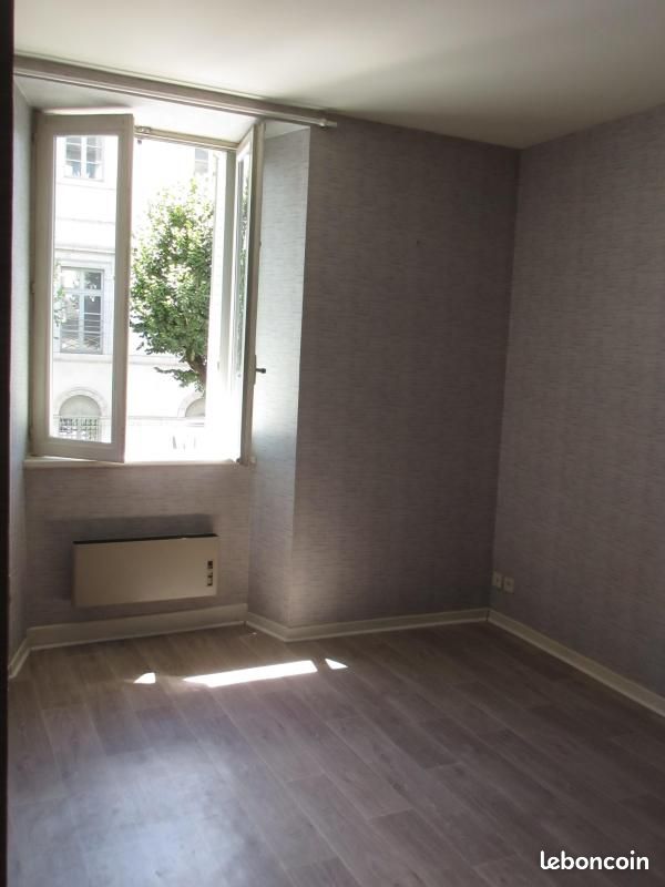 Appartement 1 pièce 27 m² · à Rodez · 27 m² · 333 €