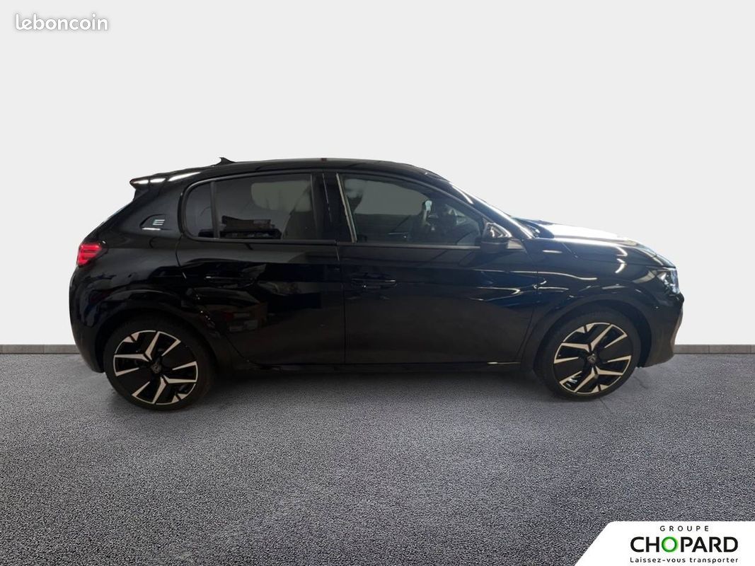 PEUGEOT 208 Electrique 54 kWh 156ch GT (image 4)