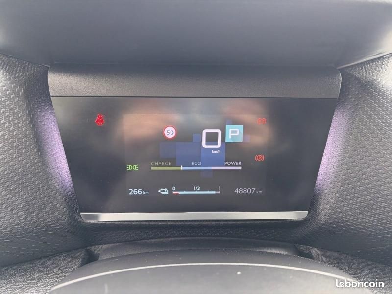 Citroen C4 Moteur électrique 136ch (100 kW) Shine Automatique (image 12)