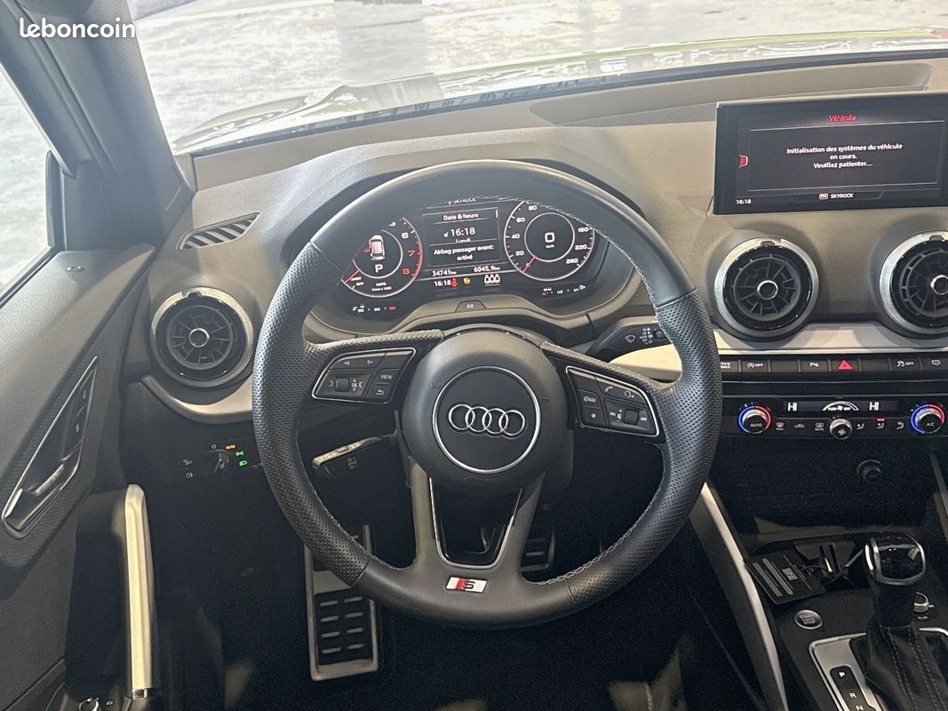 AUDI Q2 35 TFSI 150 S tronic 7 S line (image 11)