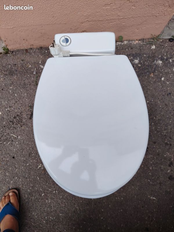 WC SFA Sanibroyeur et broyeur Cuvette Broyeur SANICOMPACT PRO Silence Eco (image 4)