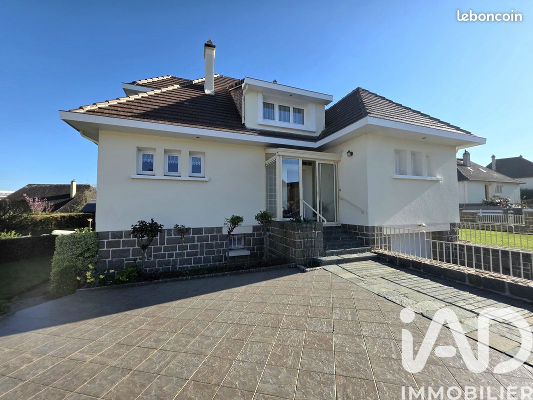 Maison 5 pièces 133 m² · à Agneaux · 133 m² · 261 500 €