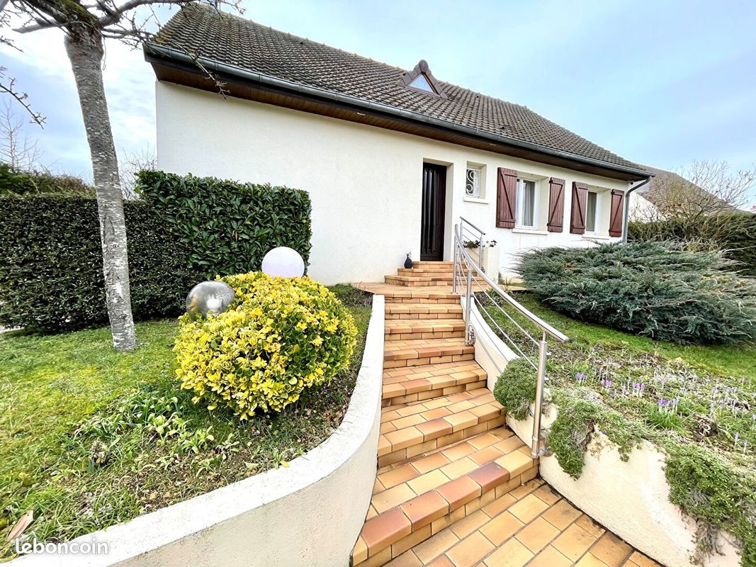 Maison 6 pièces 114 m² (image 1)