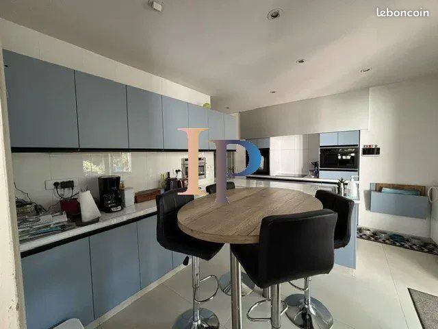 Maison 7 pièces 215 m² (image 7)