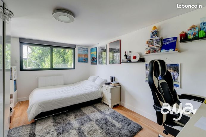 Maison 7 pièces 182 m² — 10