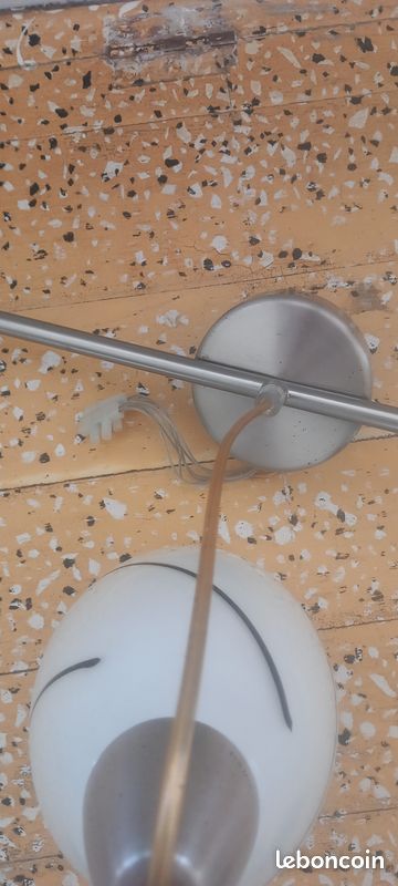 Lustre (image 2)