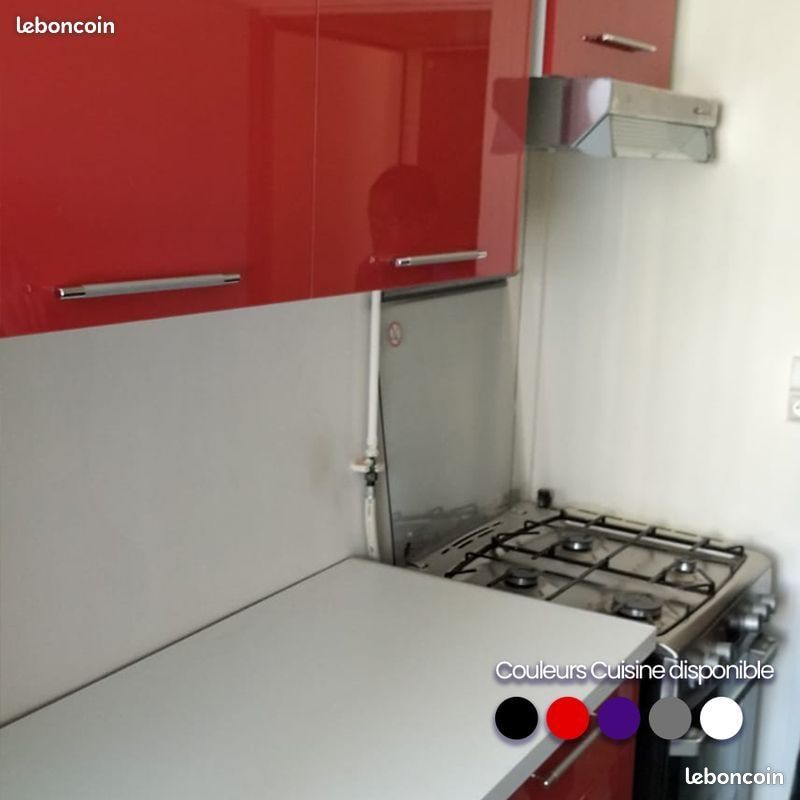 Cuisine laqué brillant rouge de luxe neuf (image 1)