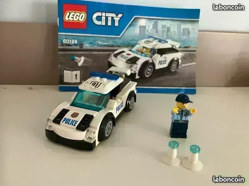 Lego city la course poursuite (image 3)