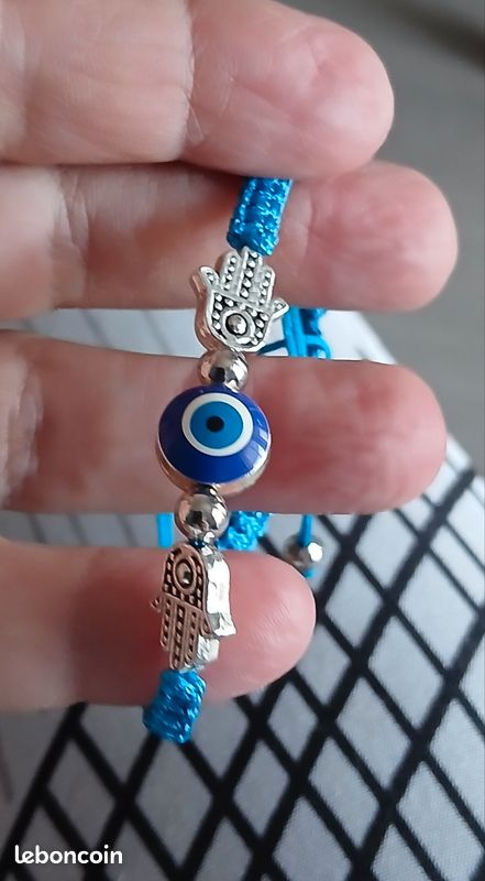 Un Bracelet Porte- Bonheur (image 11)