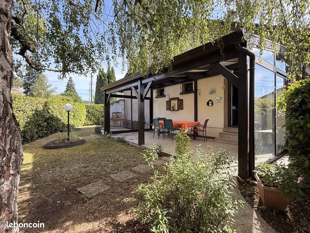 Maison 7 pièces 173 m² · à Lessy · 173 m² · 395 000 €