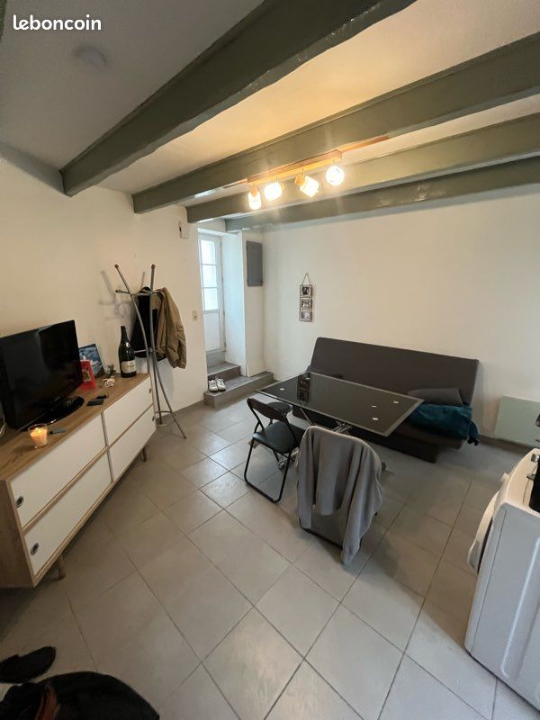 Appartement 2 pièces 45 m² · à Fontenay-le-Comte · 45 m² · 500 €