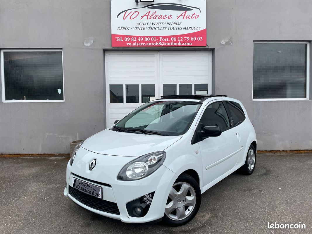 Renault Twingo 1.2 16v 75ch Night&Day Véhicules révisés et garantie (image 1)