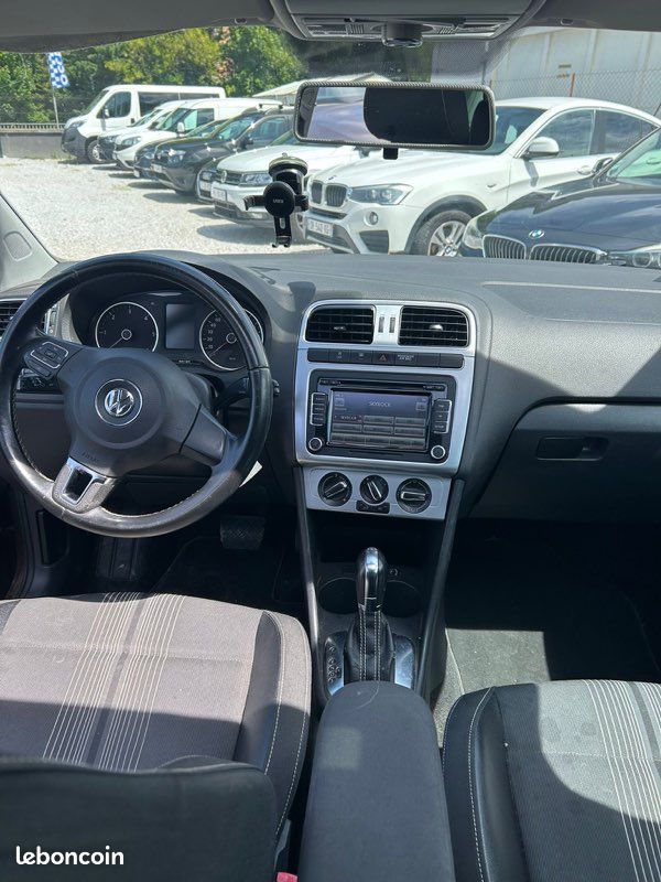 Volkswagen polo 1.6tdi 90 DSG7 Serie Spéciale MATCH toit ouvrant Garantie 12 mois (image 9)