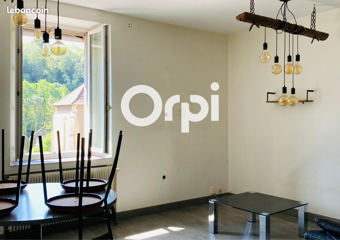 Appartement 3 pièces 60 m² · à Voiron · 60 m² · 710 €