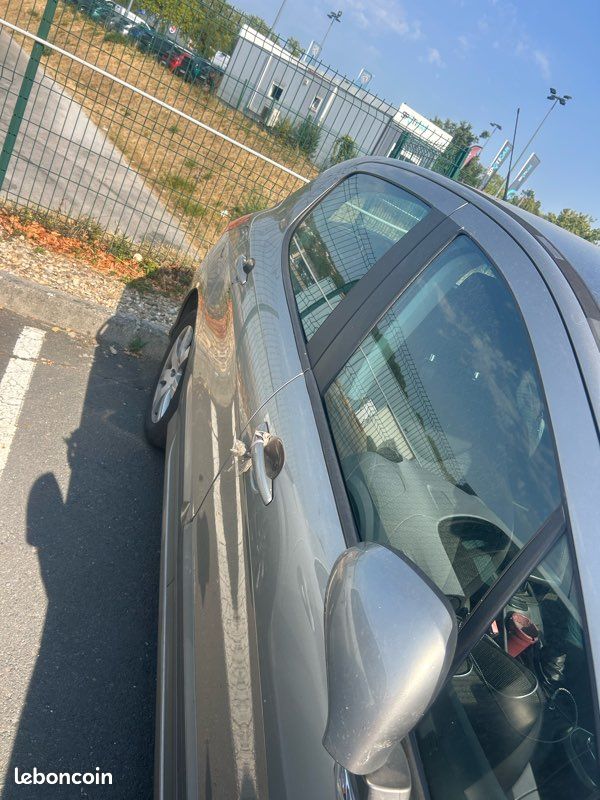Peugeot 308 (prix à débattre) (image 2)