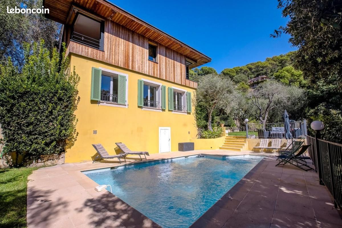 Maison 5 pièces 168 m² · à Nice · 168 m² · 1 300 000 €