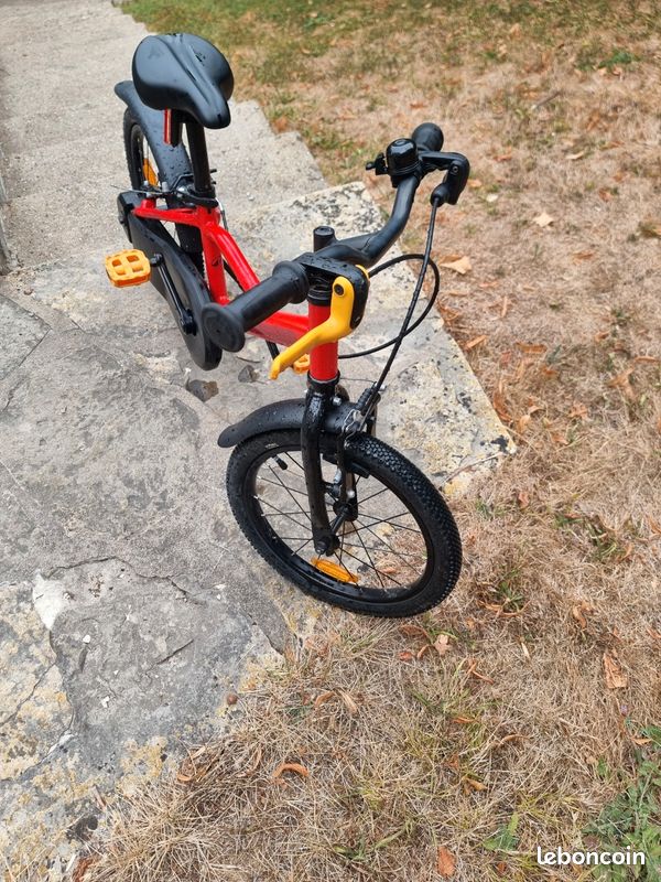 Velo enfant Decathlon discover 500 rouge 16 pouces (image 2)