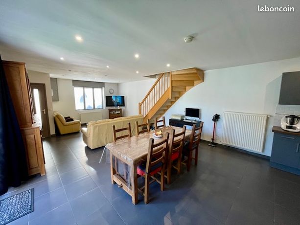 Leers centre-ville maison semi-flamande 4 chambres jardin garage 2 voitures