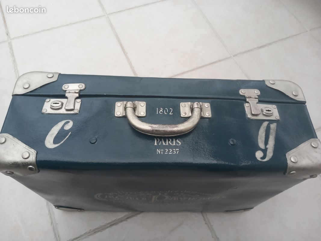 Valise vintage relouke Accessoires Bagagerie