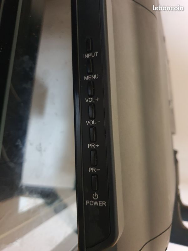 TV ESSENTIELB Luméo 21.5" SD - 54 cm LCD (image 5)