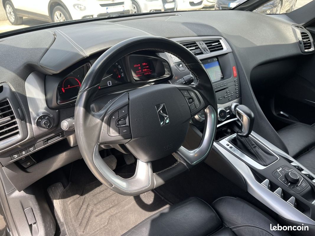 Citroen DS5 2.0 BLUEHDI180 BE CHIC S&S EAT6 (image 10)